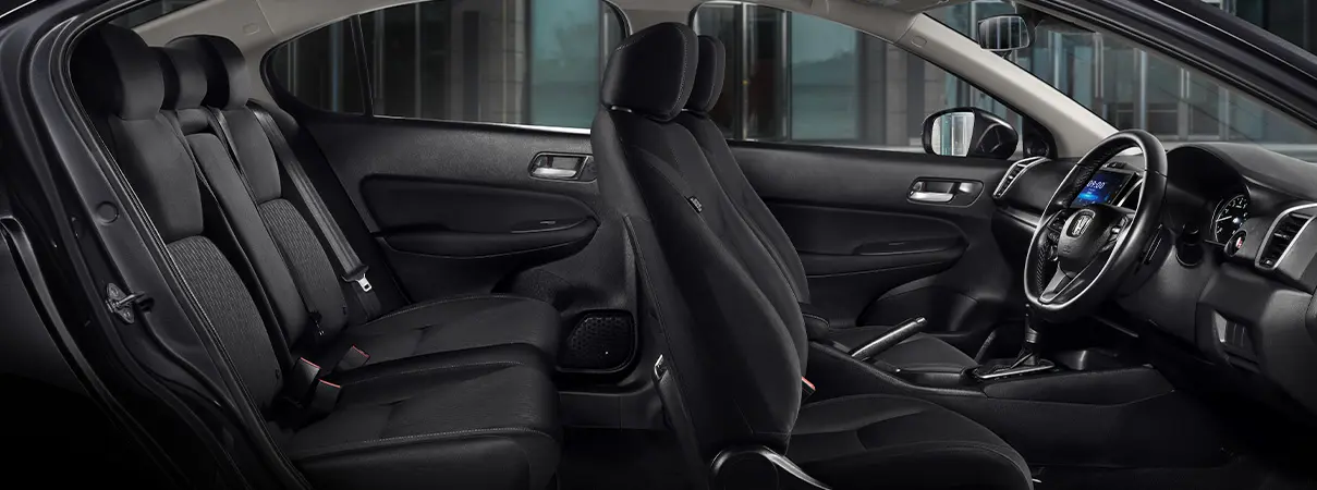 Sistem Infotainment Canggih untuk Pengalaman Premium